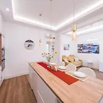 Apartment Parcheggio Privato 15 Minuti A Piedi Dalla Stazione Di Migliarina *